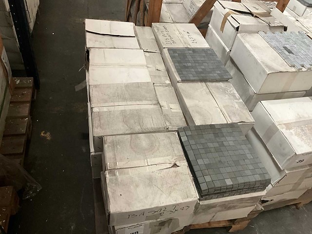 Basalt mozaïek tegel - afbeelding 2 van  3