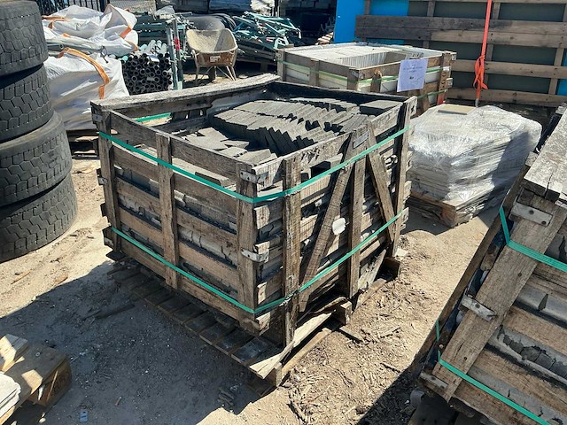 Basalt sirocco 27 m2 natuursteen klinkers - afbeelding 4 van  4