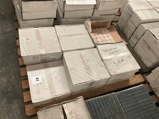 Basalt tranertine chiaro mozaïek tegel - afbeelding 2 van  3