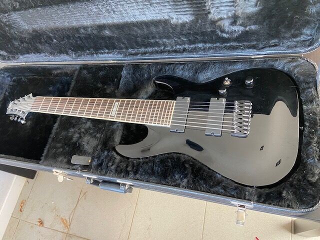 Basgitaar esp - afbeelding 1 van  5