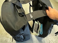 Basil go double bag fietstas 32l zwart - afbeelding 1 van  1