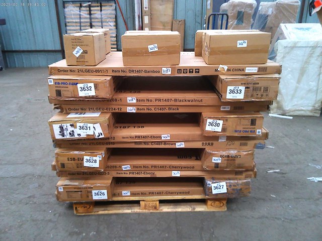 Basis zit-staand bureau met dubbele motoren - 140x70 walnoot tray - afbeelding 7 van  9