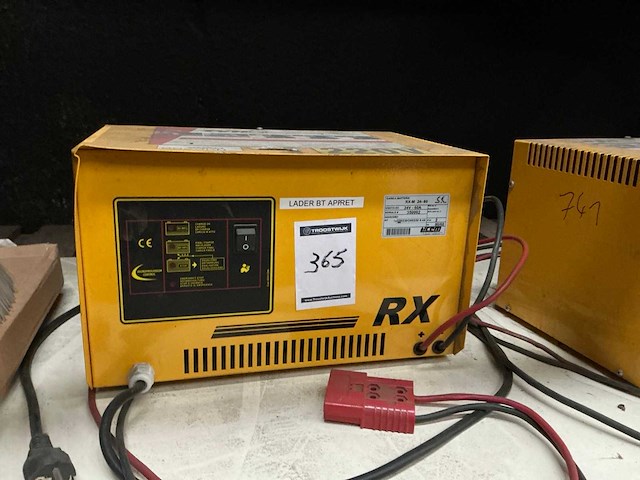 Bassi rx-m 24-60 batterijlader - afbeelding 1 van  3