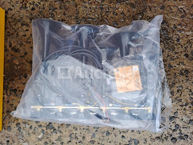 Basuri hoorn - afbeelding 1 van  3