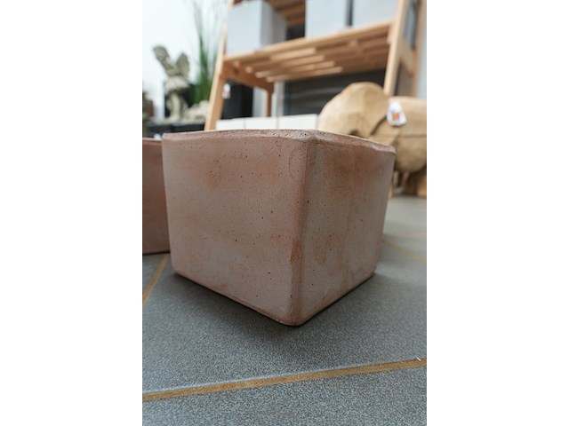 Bat66 geo gal – bloempotjes | 16×16×13 cm | lot van 3 - afbeelding 2 van  4