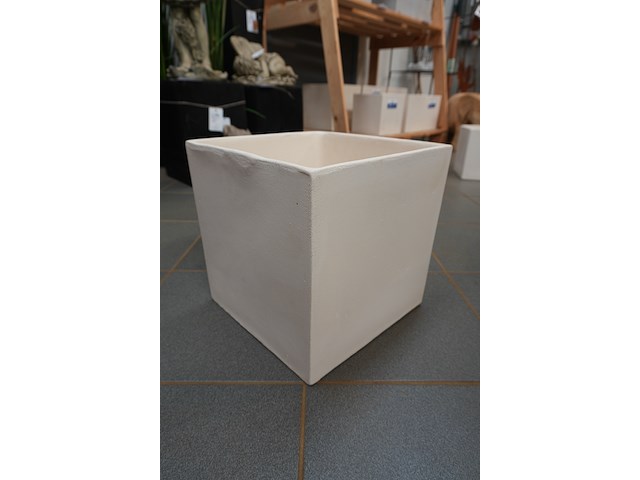 Bat66 italy – bloempot sb | 29×29 cm | lot van 3 - afbeelding 2 van  3