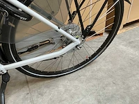 Batavus cura elektrische damesfiets - afbeelding 8 van  11