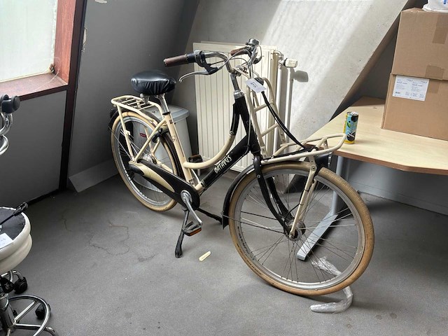 Batavus damesfiets - afbeelding 1 van  5