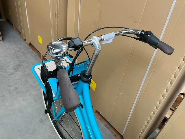 Batavus elektrische damesfiets - afbeelding 10 van  11