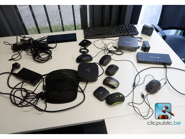 Batch van hardware - afbeelding 1 van  14