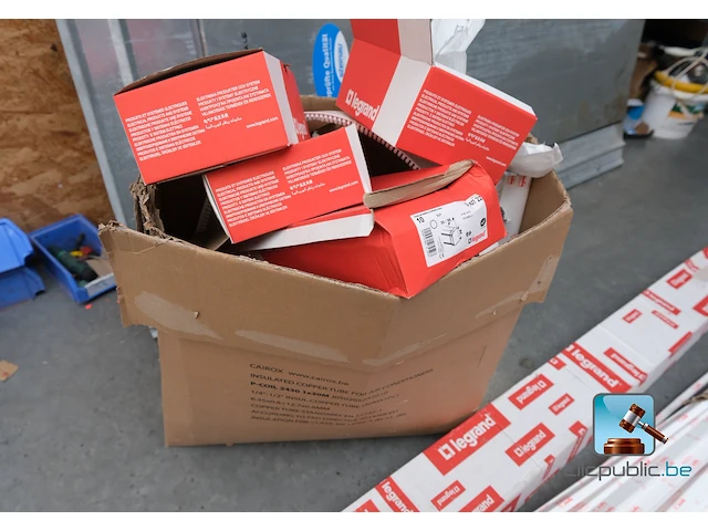 Batch van kanalen en kabelgoten - afbeelding 2 van  7