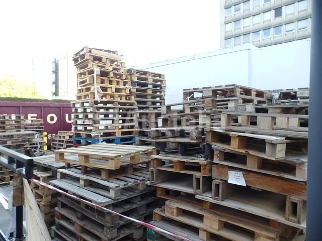 Batch van verschillende pallets - afbeelding 4 van  6