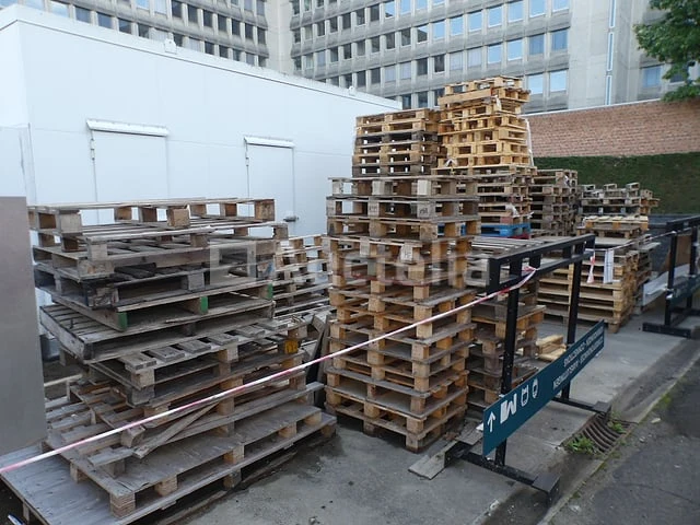Batch van verschillende pallets - afbeelding 5 van  6