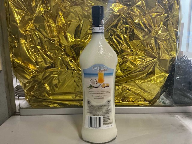 Batida de coco alcohol likeur 1l flessen (24x) - afbeelding 3 van  5
