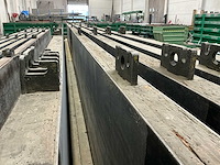 Batterij betonbekisting dubbel ( prefabbeton ) - 10m op 5x1m en 5x 0,75m - afbeelding 12 van  12
