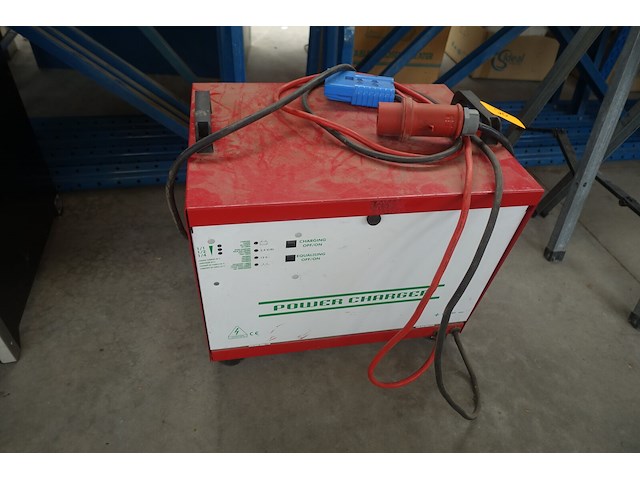 Batterij lader - afbeelding 1 van  5