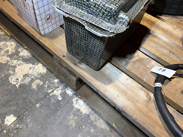 Batterijbak kevlar - afbeelding 2 van  3