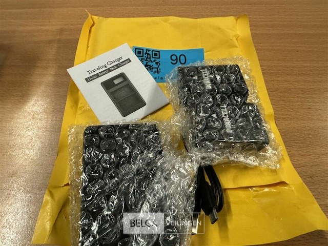 Batterijen en lader voor o.a d3300 - afbeelding 3 van  3
