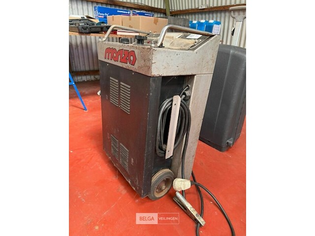 Batterijlader + booster 12 en 24v - afbeelding 3 van  3