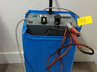 Batterijlader / booster - afbeelding 1 van  4