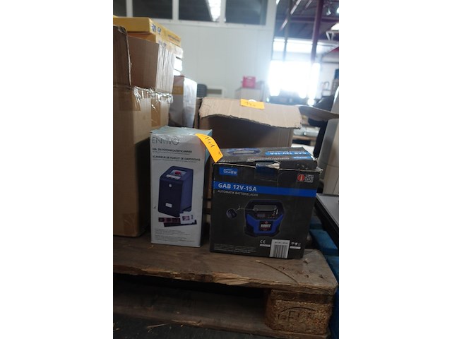 Batterijlader + fotoscanner - afbeelding 1 van  3