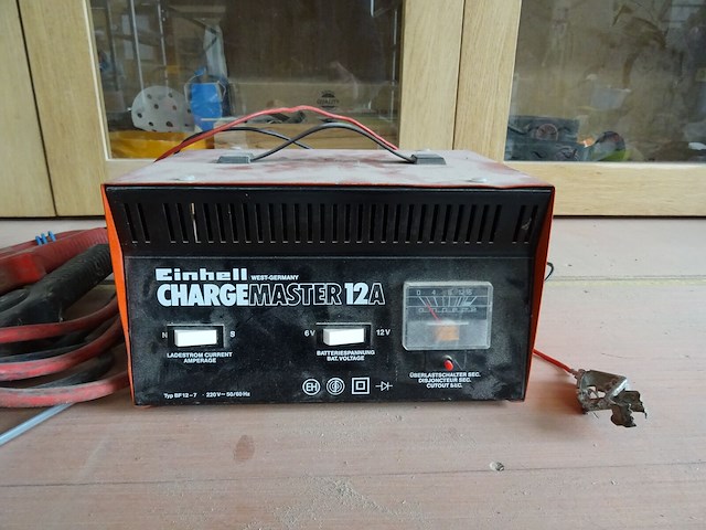 Batterijlader + startkabels - afbeelding 2 van  4