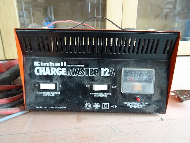 Batterijlader + startkabels - afbeelding 4 van  4