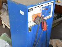 Batterijlader - afbeelding 1 van  4