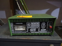 Batterijlader - afbeelding 1 van  8