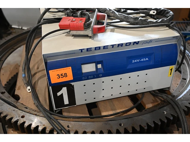 Batterijlader - afbeelding 1 van  1
