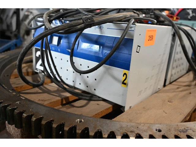 Batterijlader - afbeelding 1 van  1