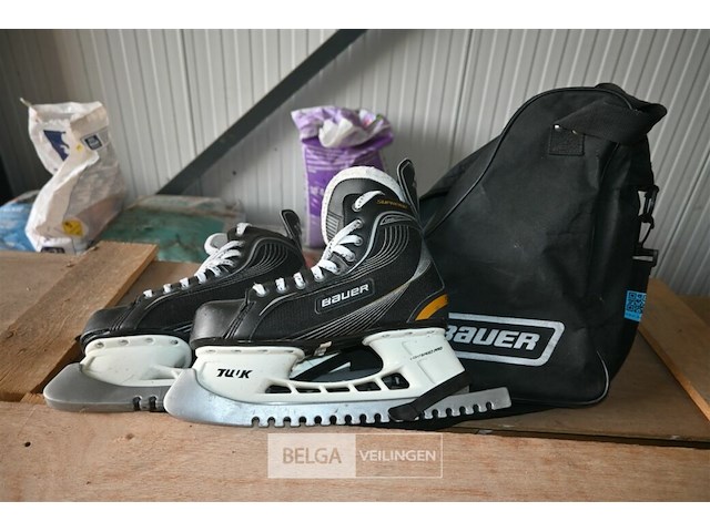 Bauer schaatsen + tas - afbeelding 1 van  5