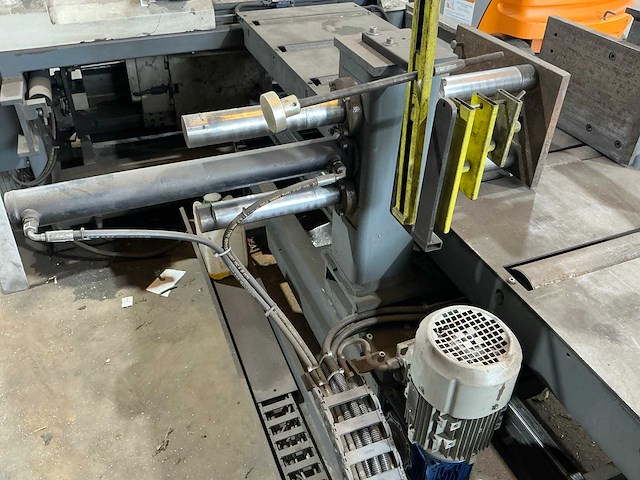 Bauer verticale bandzaagmachine - afbeelding 3 van  16