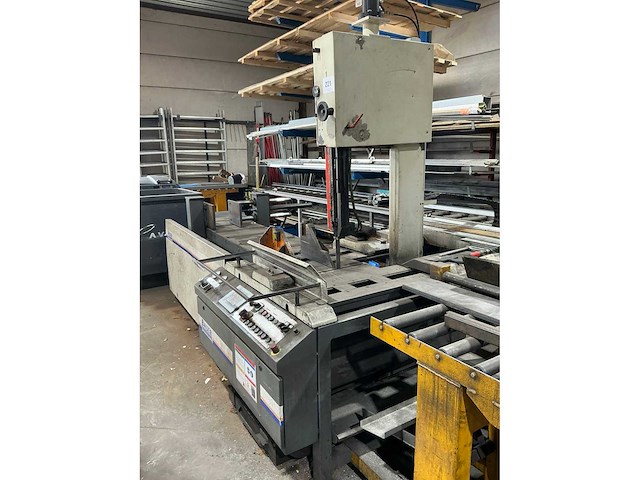 Bauer verticale bandzaagmachine - afbeelding 11 van  16