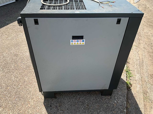 Bauger ksmx1500 industriële schroefcompressor 11 kw inclusief drukvat - 1.500 l/min – 10 bar - afbeelding 1 van  1