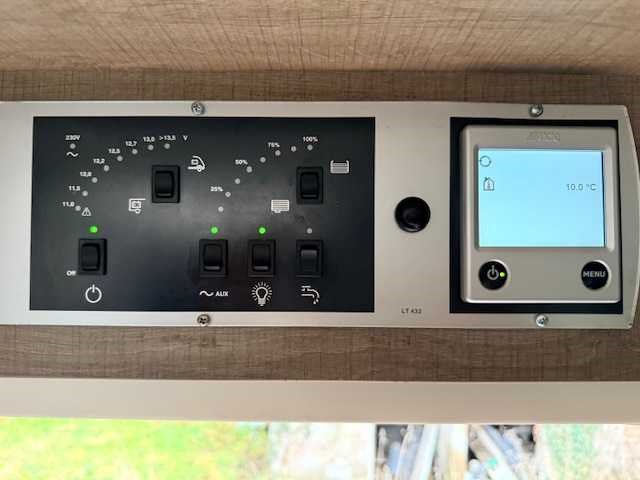 Bavaria - i781 style - lits jumeaux - camping car - afbeelding 14 van  19