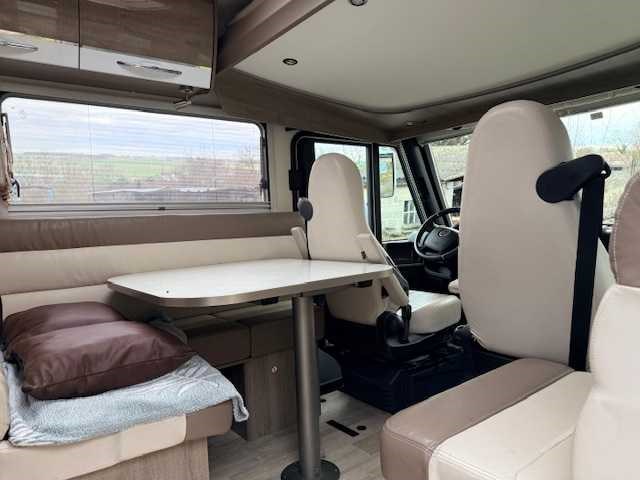 Bavaria - i781 style - lits jumeaux - camping car - afbeelding 26 van  27