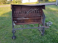 Bbq frame/constructie voor spit