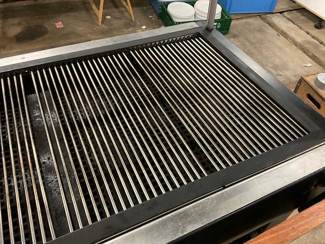 Bbq op gas met afzuiging buis dia 30cm. - afbeelding 14 van  20