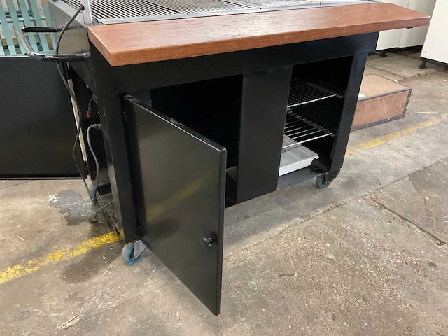 Bbq op gas met afzuiging buis dia 30cm. - afbeelding 15 van  20