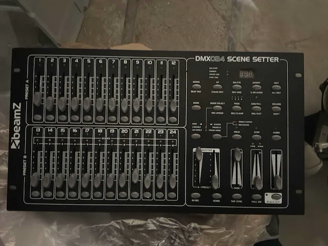 Beamer dmx-024 lichtmengtafel - afbeelding 1 van  4