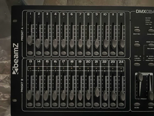 Beamer dmx-024 lichtmengtafel - afbeelding 2 van  4