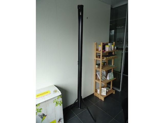 Beamer epson + projectiescherm - afbeelding 5 van  8