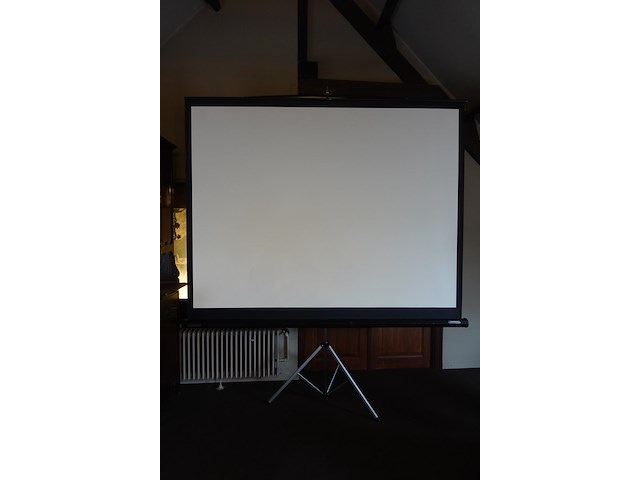 Beamer epson + scherm - afbeelding 1 van  7