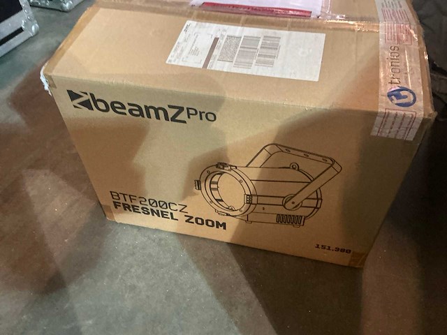 Beamz pro btf 200 cz rgb spotlight - afbeelding 6 van  6