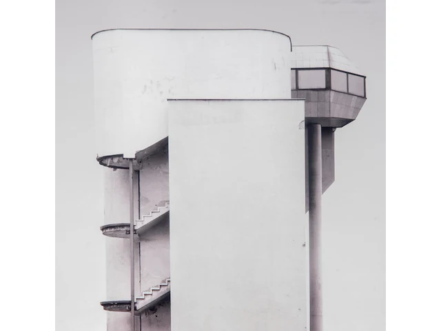 Beate gütschow (1970), 's#24', 2007, ink-jet print, n° 4/15, 142 x 122 cm. (55.90 x 48.03 in.), frame: 146 x 126 cm. (57.47 x 49.60 in.) - afbeelding 8 van  8