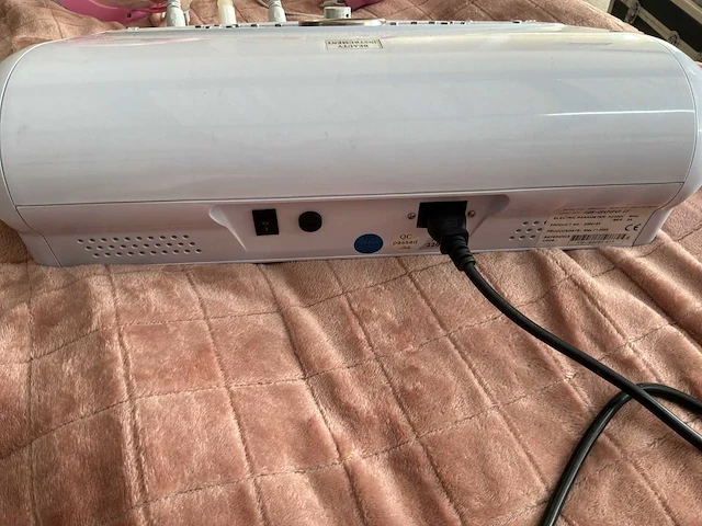 Beauty instrument ib-8080 ii elektrisch vacuüm- en massageapparaat - afbeelding 6 van  11