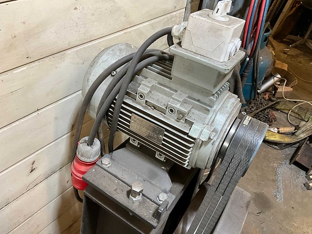 Bêché & demoor industriële smeedhamer - 30kg - gereviseerd - afbeelding 5 van  15