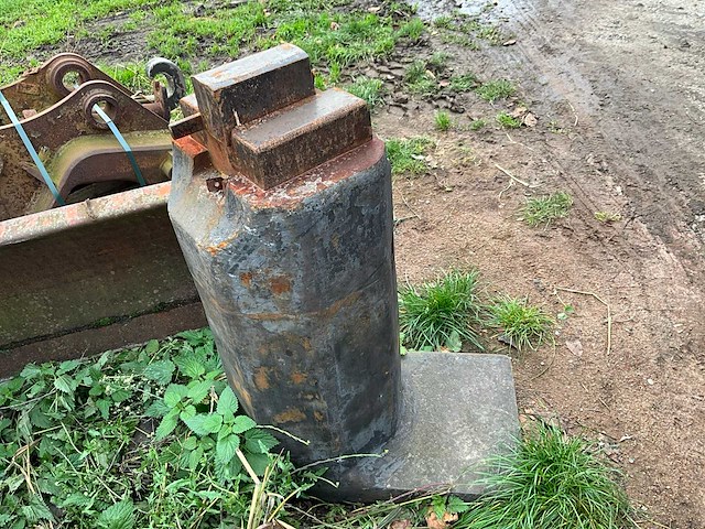 Bêché & demoor industriële smeedhamer - 30kg - gereviseerd - afbeelding 7 van  15