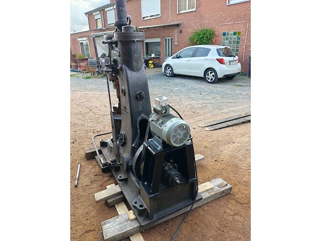 Bêché & demoor industriële smeedhamer - 30kg - gereviseerd - afbeelding 9 van  15